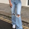 Style Core Aesthetics, New Style Trends - Jean déchiré taille haute effet vieilli