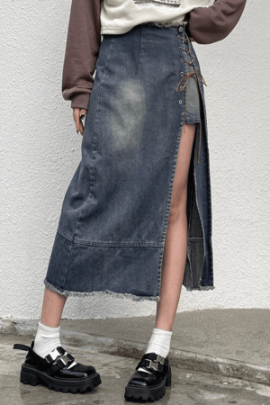Style Core Aesthetics, New Style Trends - Jupe en jean déchirée fendue sur le devant