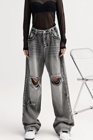 Style Core Aesthetics, New Style Trends - Light Wash Low Rise Ripped Jeans