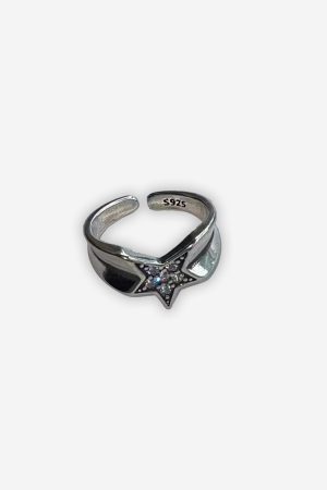 Style Core Aesthetics, New Style Trends - Lucky Star Ring