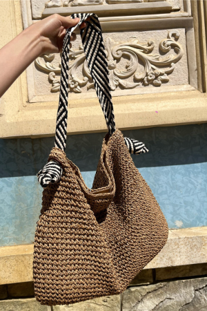 Style Core Aesthetics, New Style Trends - Mahira | Sac bandoulière essentiel