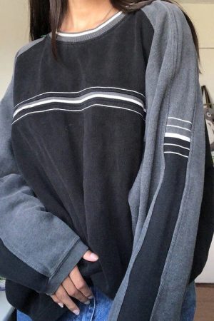 Style Core Aesthetics, New Style Trends - Meet Me On Campus Sweatshirt