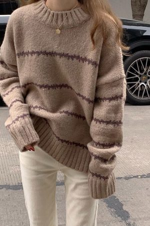 Style Core Aesthetics, New Style Trends - Minimalist Aesthetic Striped Sweater