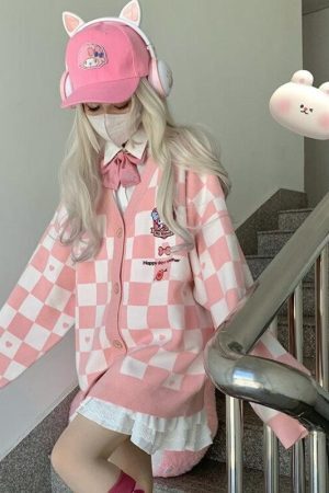 Style Core Aesthetics, New Style Trends - My Melody Buttoned Pink Cardigan
