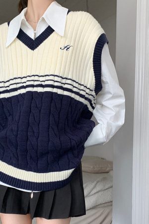 Style Core Aesthetics, New Style Trends - Old Money Yacht Club Striped Vest