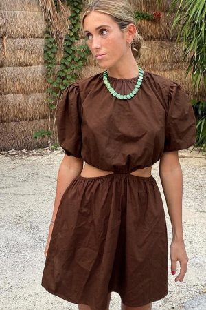 Style Core Aesthetics, New Style Trends - Robe asymétrique 'Loudya'