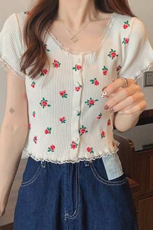 Style Core Aesthetics, New Style Trends - Rose Ribbed Button Up Top