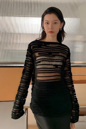 Style Core Aesthetics, New Style Trends - Sheer Loose Knitted Sweater