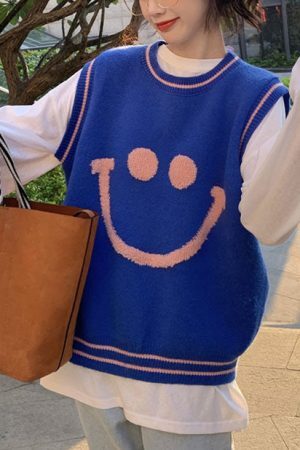 Style Core Aesthetics, New Style Trends - Smiley Face Indie Vest