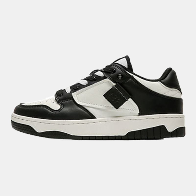 Style Core Aesthetics, New Style Trends - 'Tag' Shoes