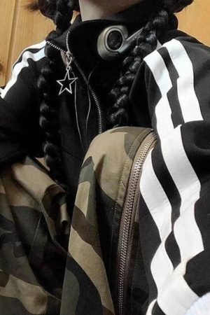 Style Core Aesthetics, New Style Trends - Vintage Side Striped Zip Up Jacket
