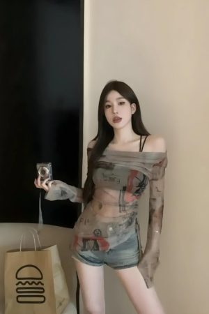 Style Core Aesthetics, New Style Trends - Y2K Off Shoulder Asymmetric Top