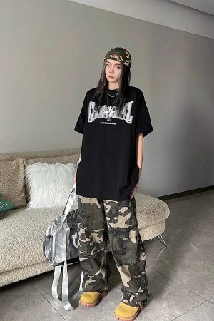 Style Core Aesthetics, New Style Trends - Y2K Shiny Star Worldwide Tee