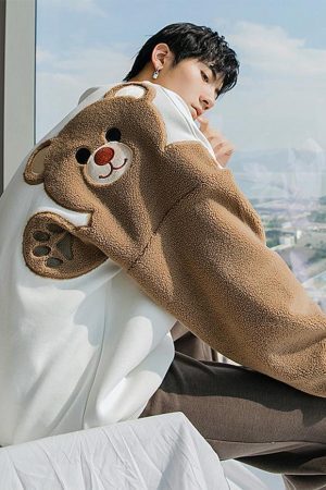 Style Core Aesthetics, New Style Trends Hello Bear Print Sweatshirt