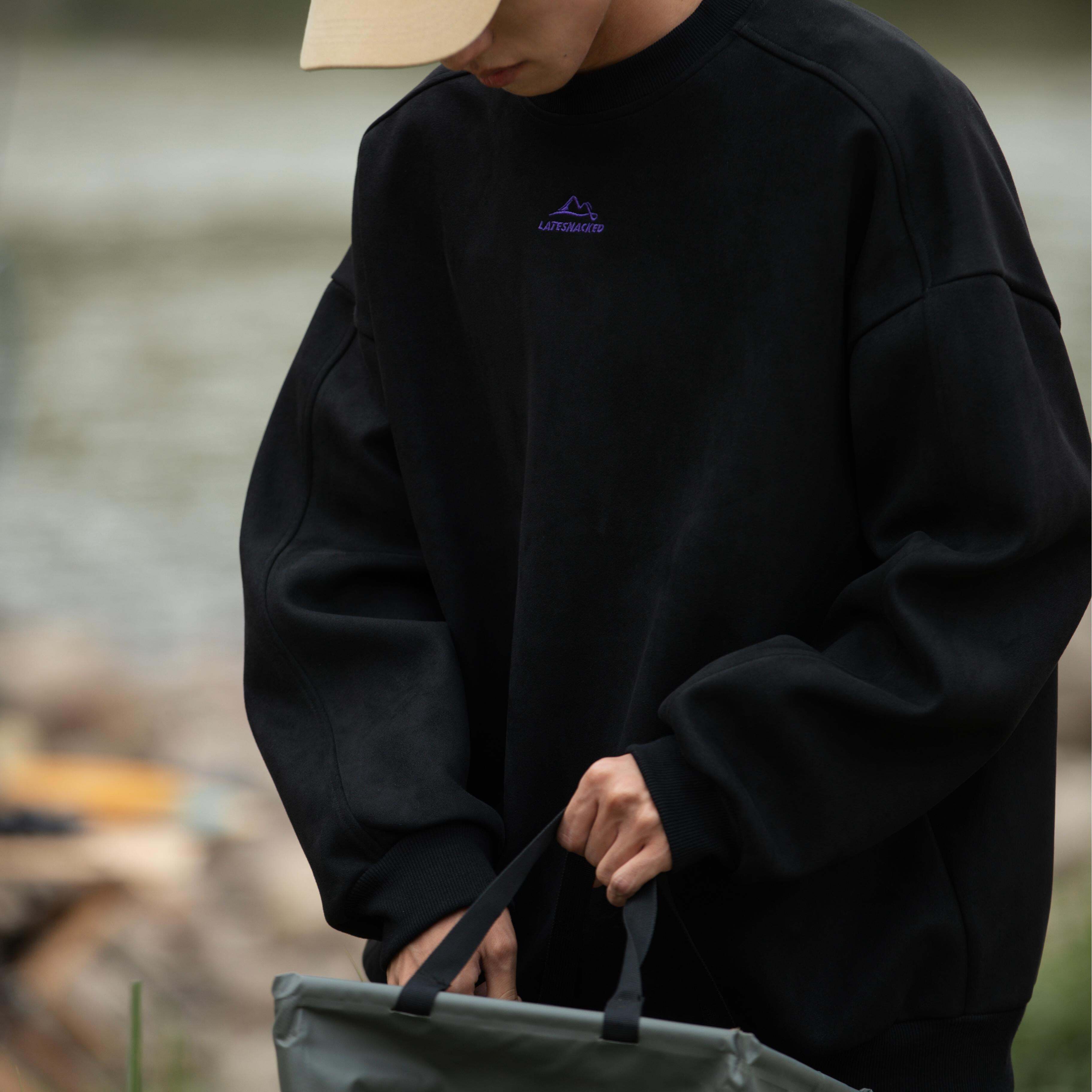 Style Core Aesthetics, New Style Trends Vintage Mountain Logo Fleece Sweatshirt