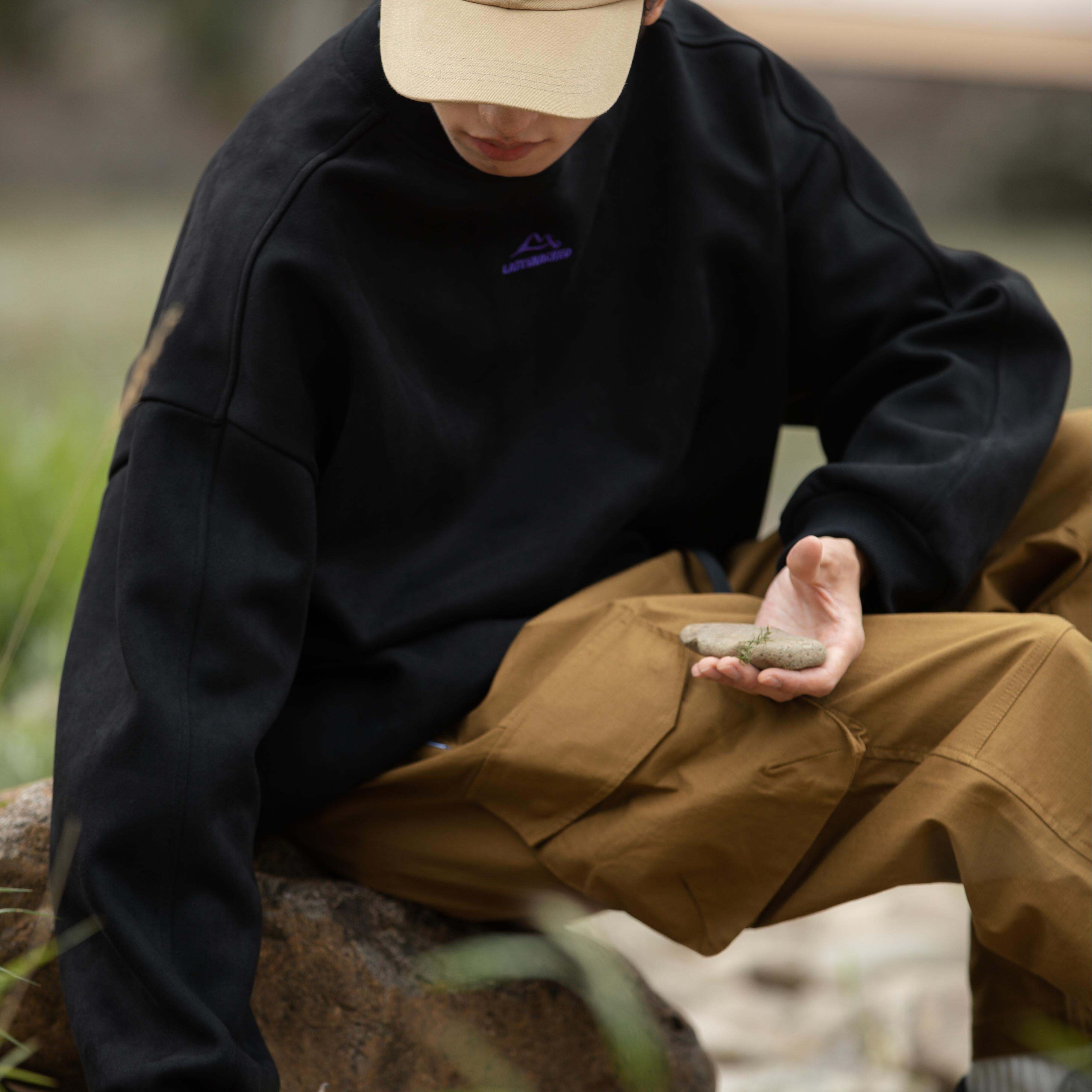 Style Core Aesthetics, New Style Trends Vintage Mountain Logo Fleece Sweatshirt