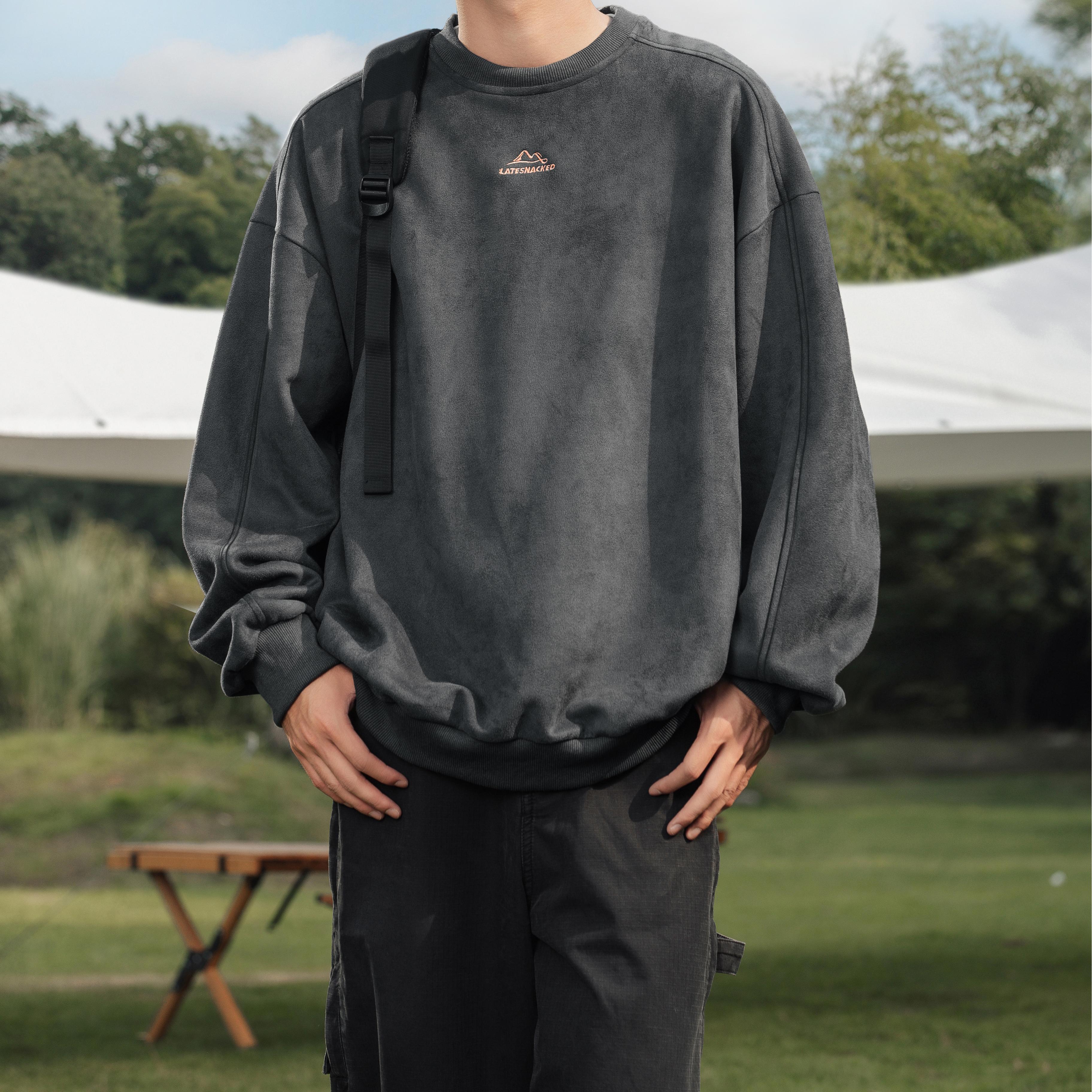 Style Core Aesthetics, New Style Trends Vintage Mountain Logo Fleece Sweatshirt