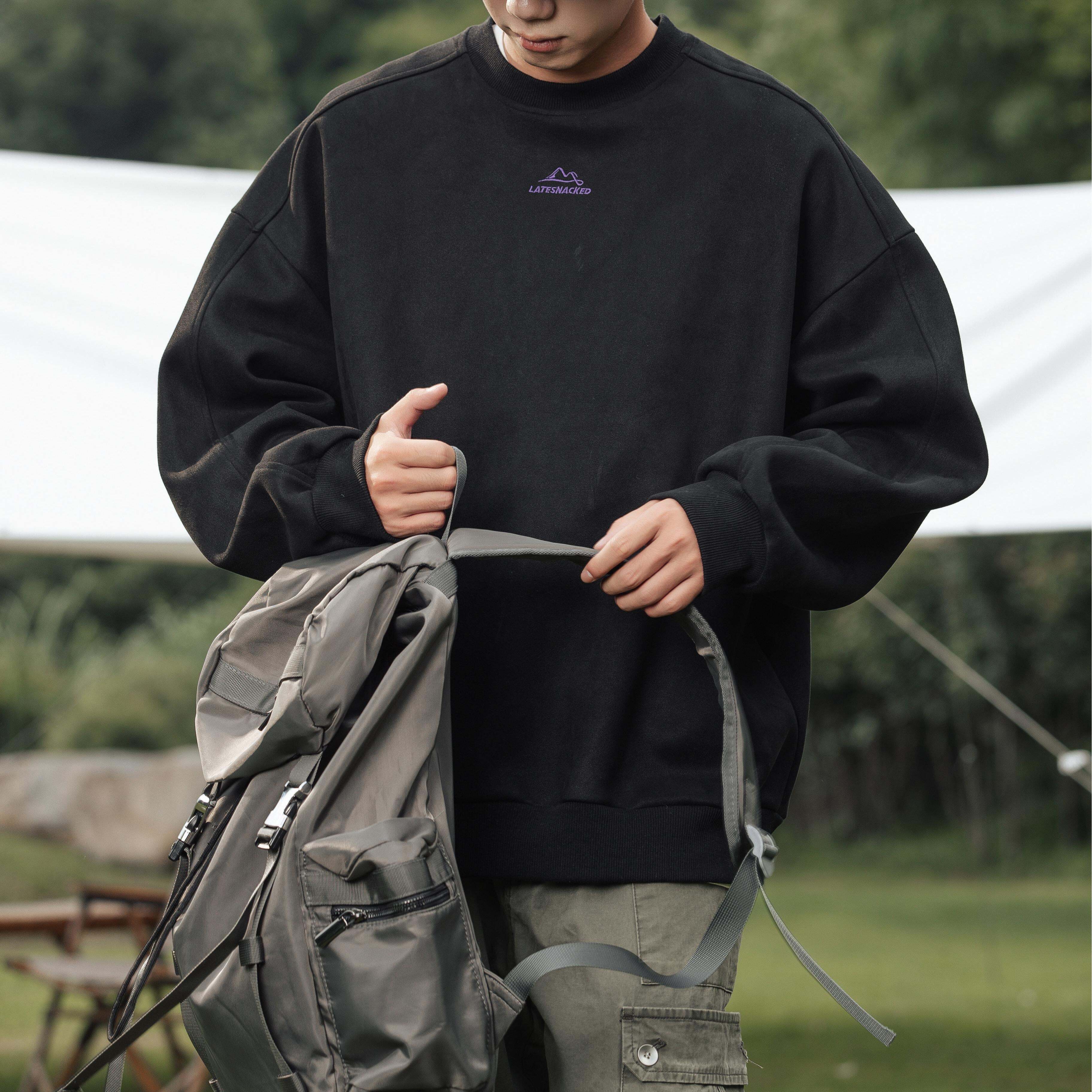 Style Core Aesthetics, New Style Trends Vintage Mountain Logo Fleece Sweatshirt